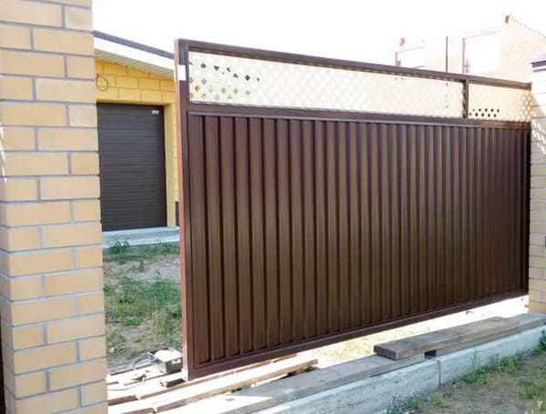 Эстетика и Надежность: Ворота Grand Line для Вашего Дома в Ахтубинске от 37222 руб